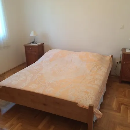 Appartement Latica *
